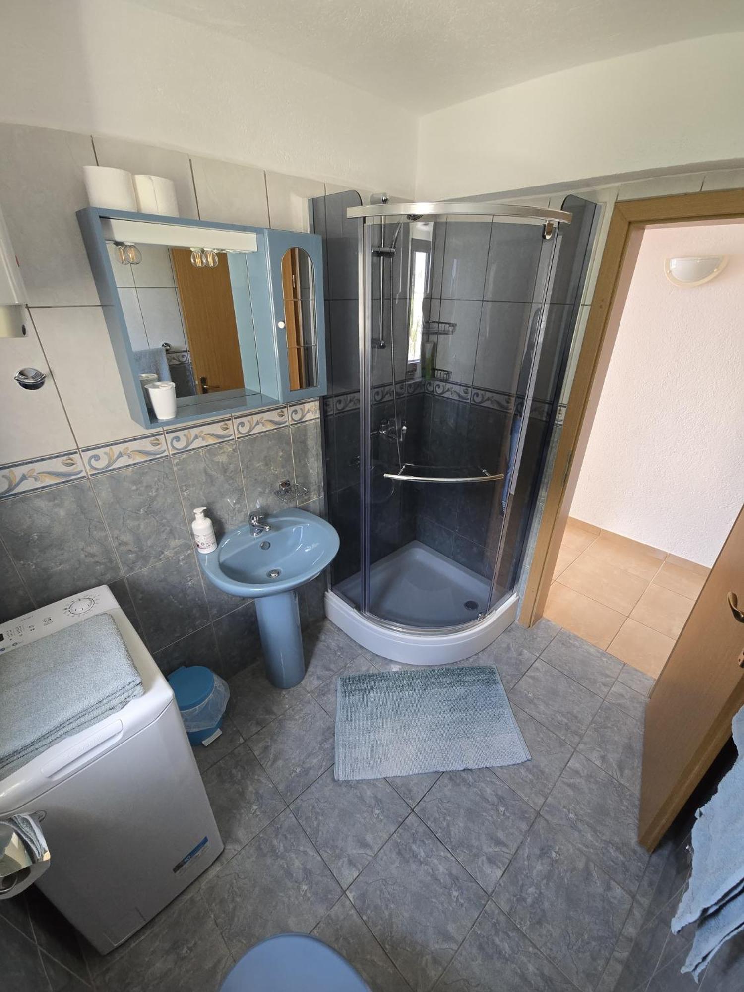 Apartments Kricak Brela Ngoại thất bức ảnh