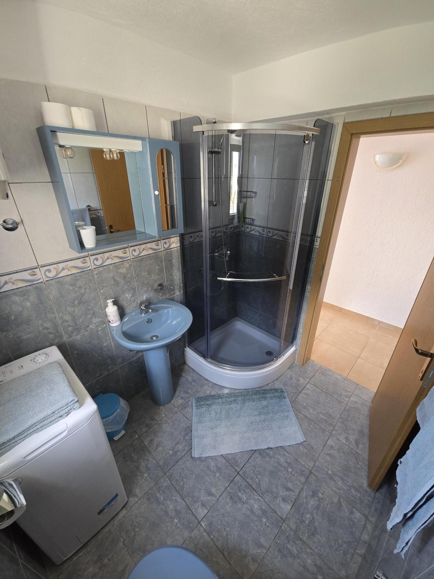 Apartments Kricak Brela Ngoại thất bức ảnh
